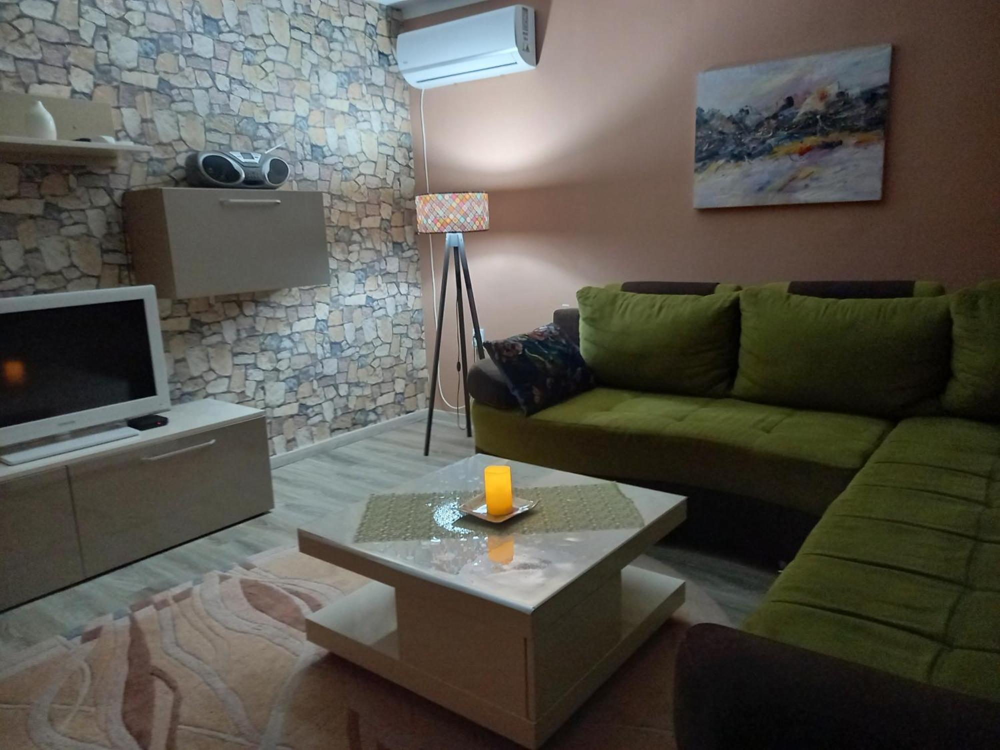 Mountain View Pirot